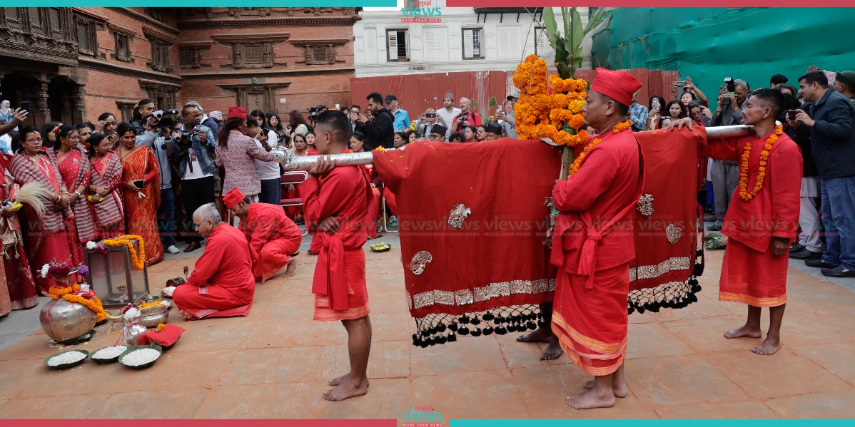 हनुमानढोका दशैं घरमा बिहीबार फूलपाती भित्र्याइँदै