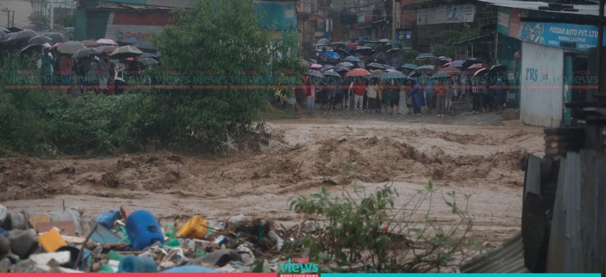 बाढीपहिरोमा परी ललितपुरमा अहिलेसम्म ९ जनाको मृत्यु, ११ बेपत्ता