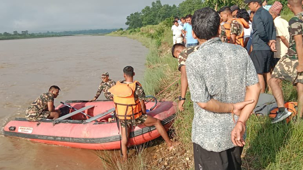 दुईजना राप्ती नदीमा बेपत्ता