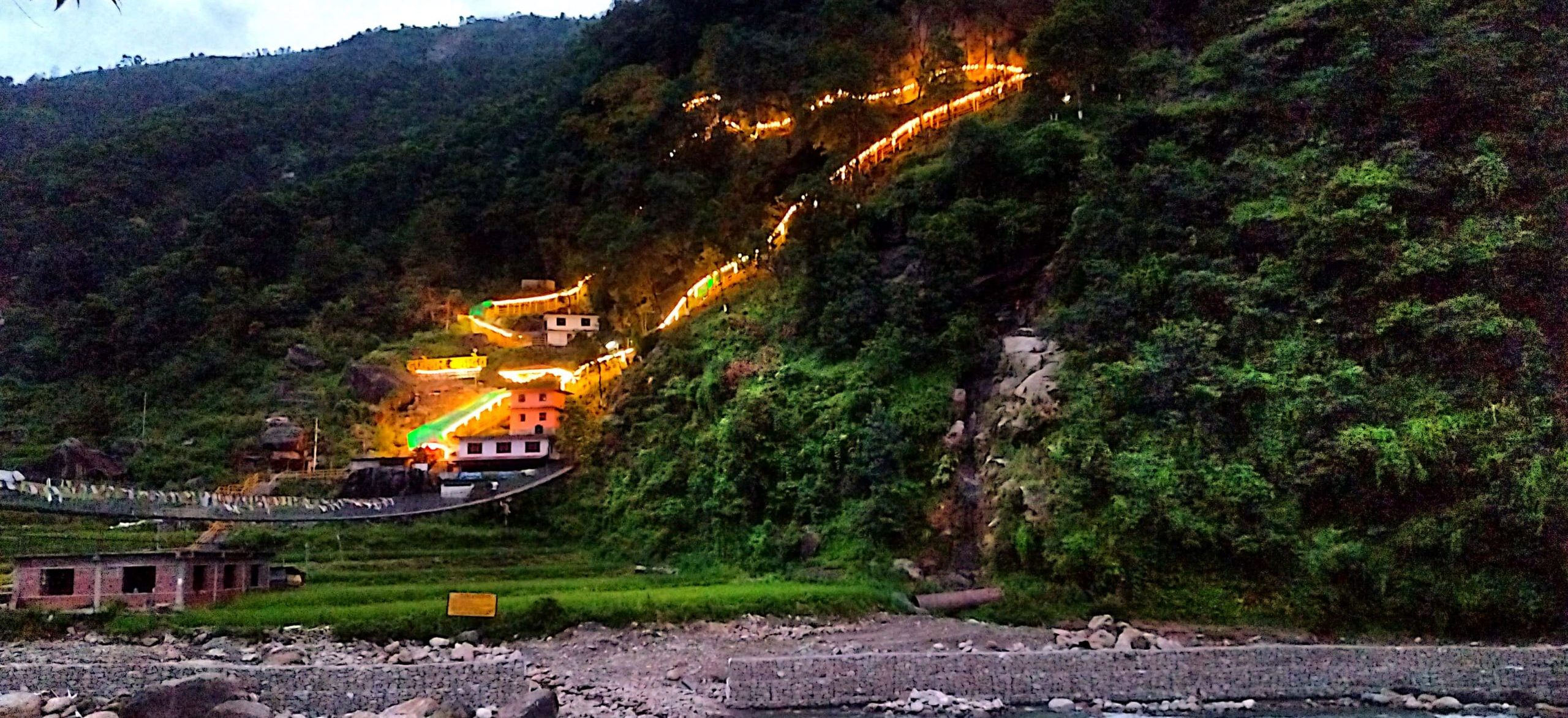 दुप्चेश्वरमा एकादशीदेखि धान्यपूर्णिमा मेला : मन्दिरको दर्शन गरे सन्तान सुख पाइने विश्वास