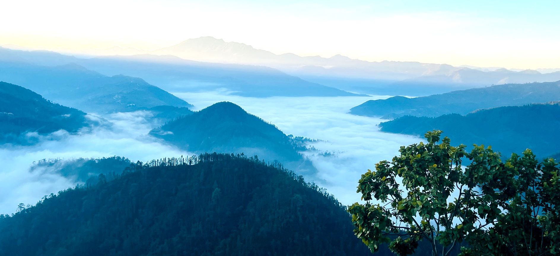 हुस्सुले ढाकियो चौरजहारी उपत्यका