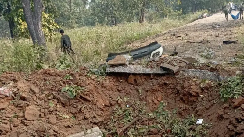 भारतको छत्तीसगढमा संदिग्ध माओवादीको आक्रमणमा ९ सुरक्षाकर्मीको मृत्यु