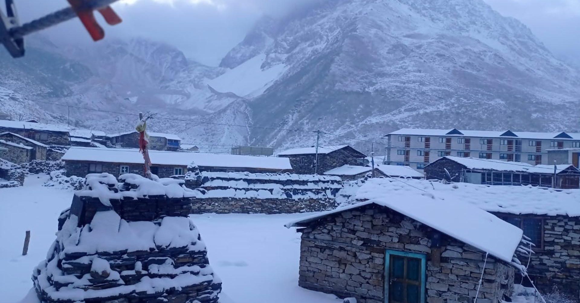 गोरखाको नुब्री भ्यालीमा हिमपात, इन्टरनेट सेवा प्रभावित