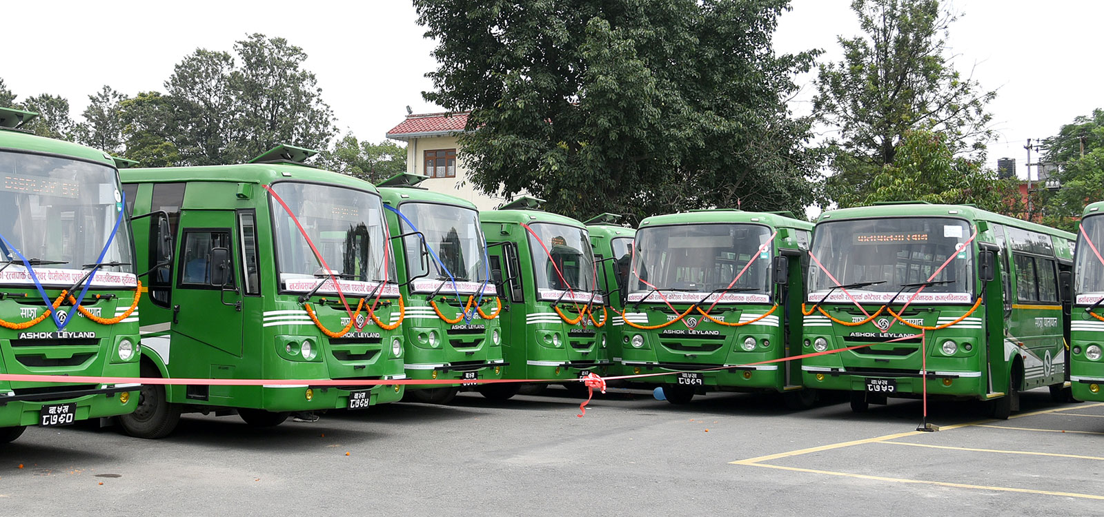 साझा यातायातका १२ बस सञ्चालनमा रोक